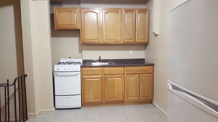 Rented by null | media 8