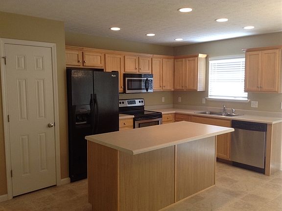 4th image of 1237 Golden Eagle Dr