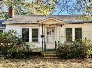 421 Bell Ave, Hartsville, SC 29550