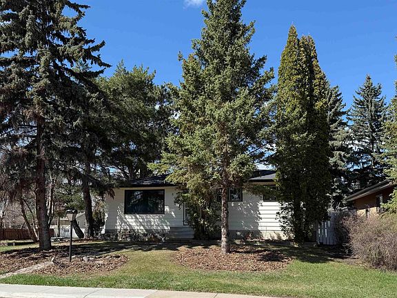 2nd image of 899 Alder Ave