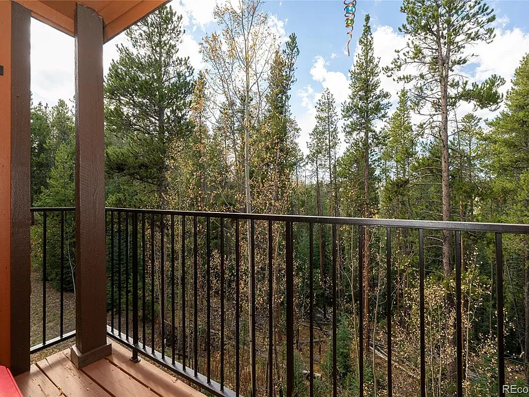 195 Village Dr #6-22 — Photo 10