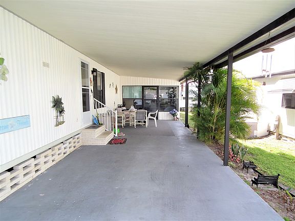4th image of 238 Noble Ave