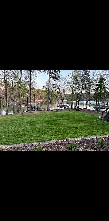 2nd image of 211 Black Bass Rd