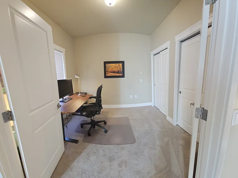 1015 Railroad Ave #219 — Photo 17