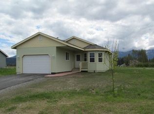 13534 E Field Ln, Palmer, AK 99645