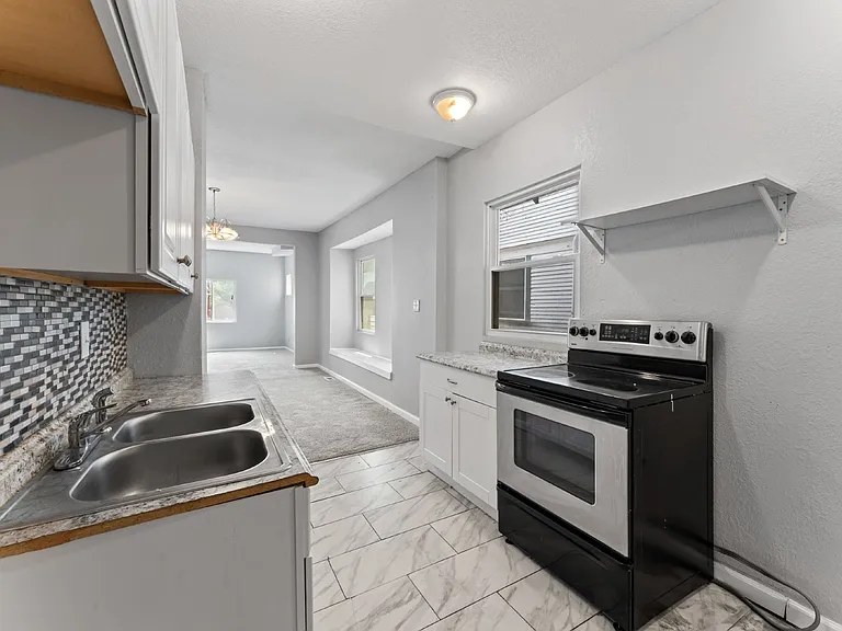 3620 College Ave — Photo 13