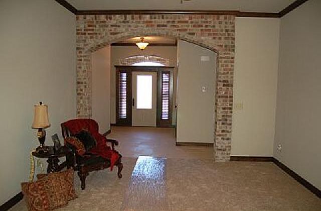 2nd image of 1713 Mill Crk