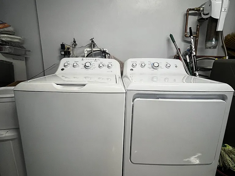 2121 W Chanticleer Rd #1 — Photo 12