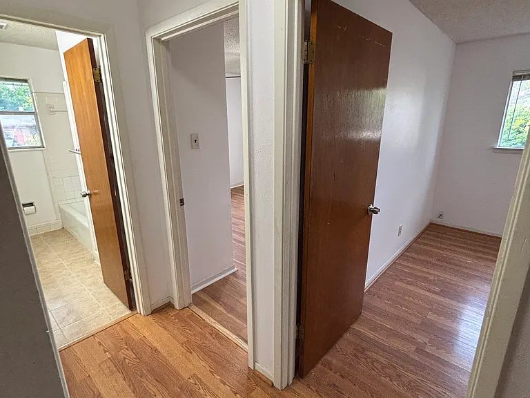 1802 Muir Dr — Photo 10
