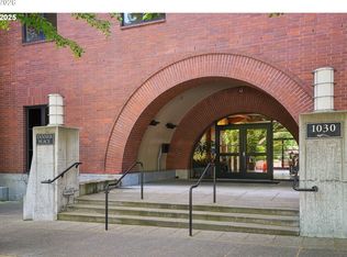 726 NW 11th Ave APT 204, Portland, OR 97209