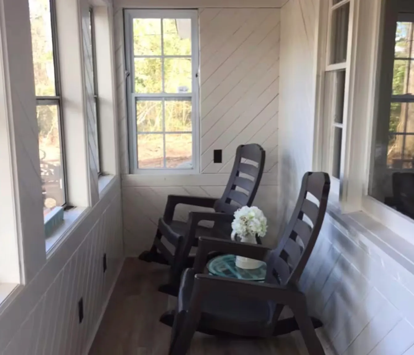 4 bed, 2.5 bath, 1322 sqft, $2,150 — Photo 2