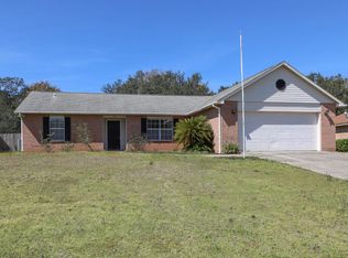 2741 Augustus Rd, Navarre, FL 32566