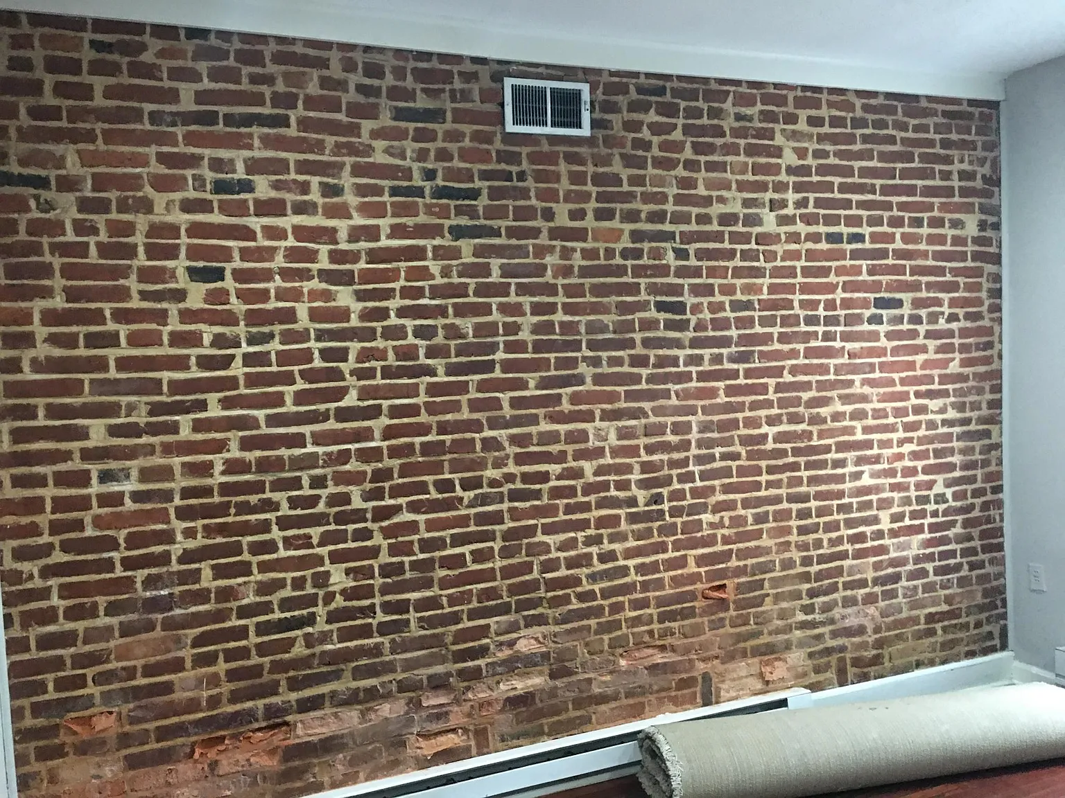 723 S Bond St — Photo 3