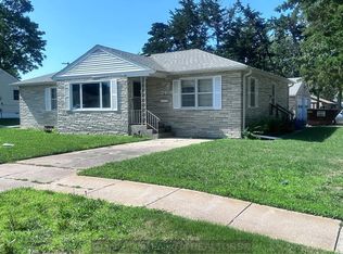 2404 W 7th St, Hastings, NE 68901