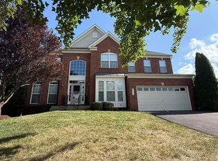42435 Ibex Dr, Sterling, VA 20166