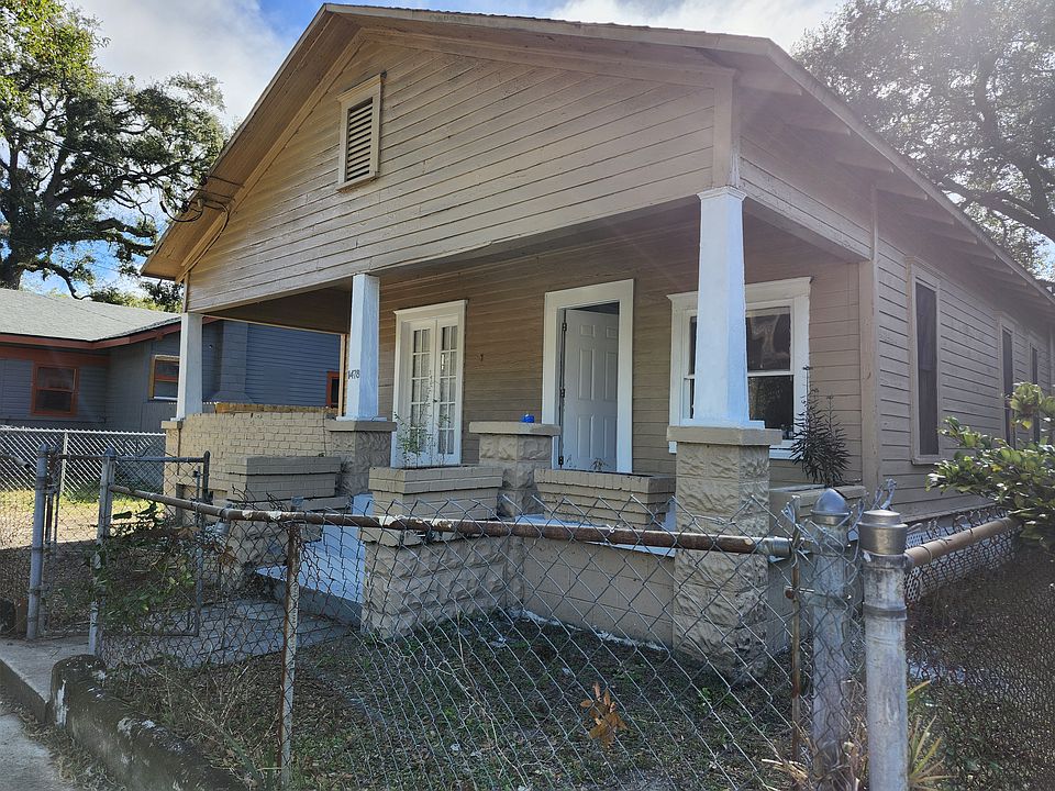 1st image of 1478 E 15th St