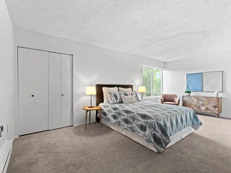 2926 Glenwood Dr — Photo 14
