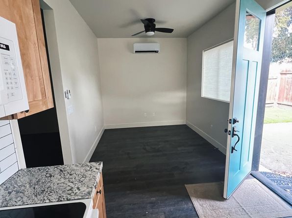 Hollister, CA Condos For Rent (with photos)