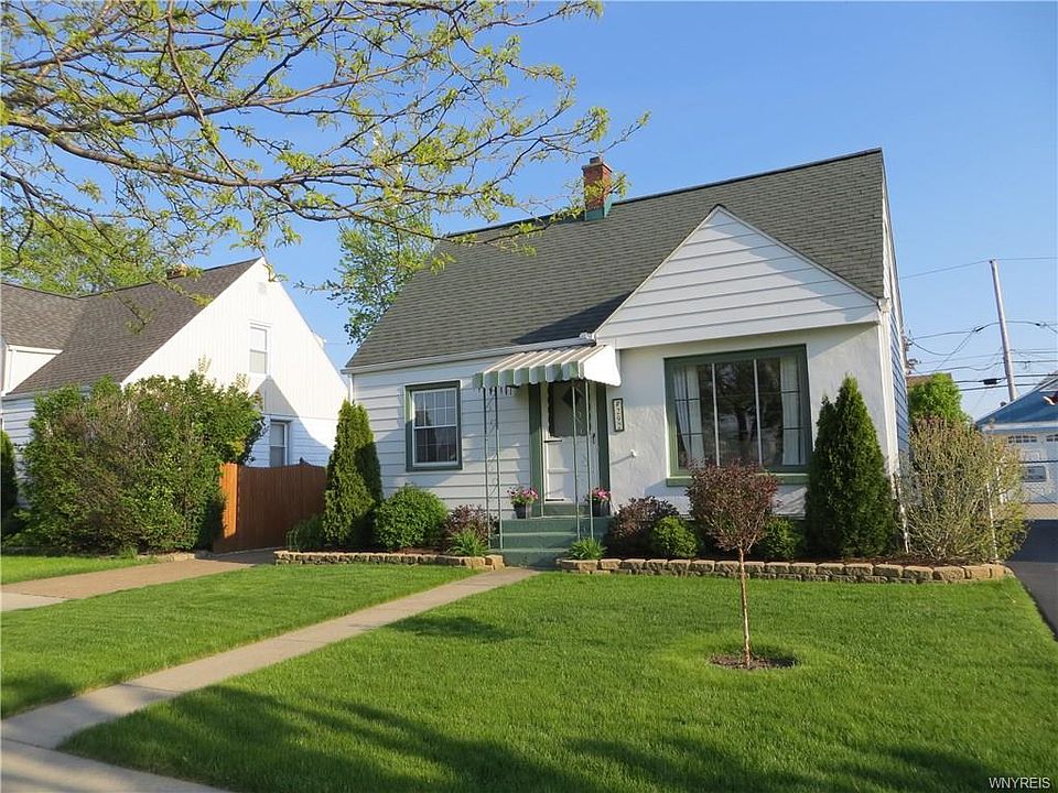 1st image of 292 Mang Ave