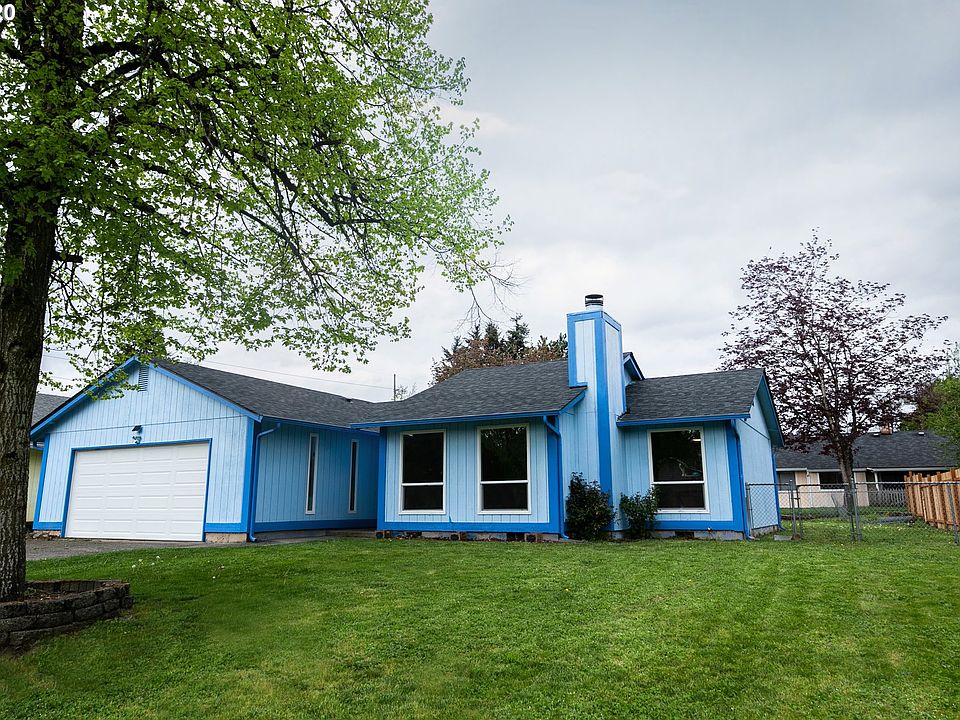 1st image of 1009 SE Olympia Dr