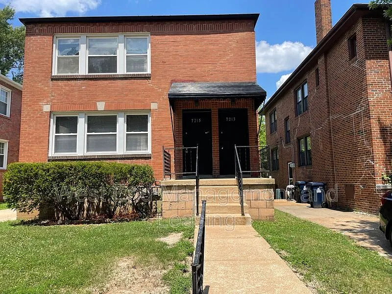 7215 Amherst Ave