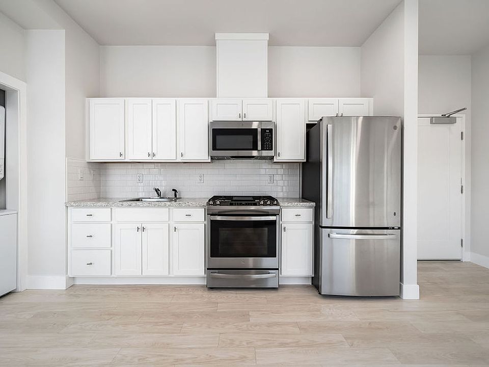 1st image of 3680 Broad St #203