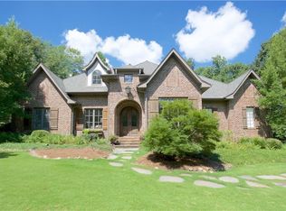 1862 Stoneridge Dr, Auburn, AL 36830