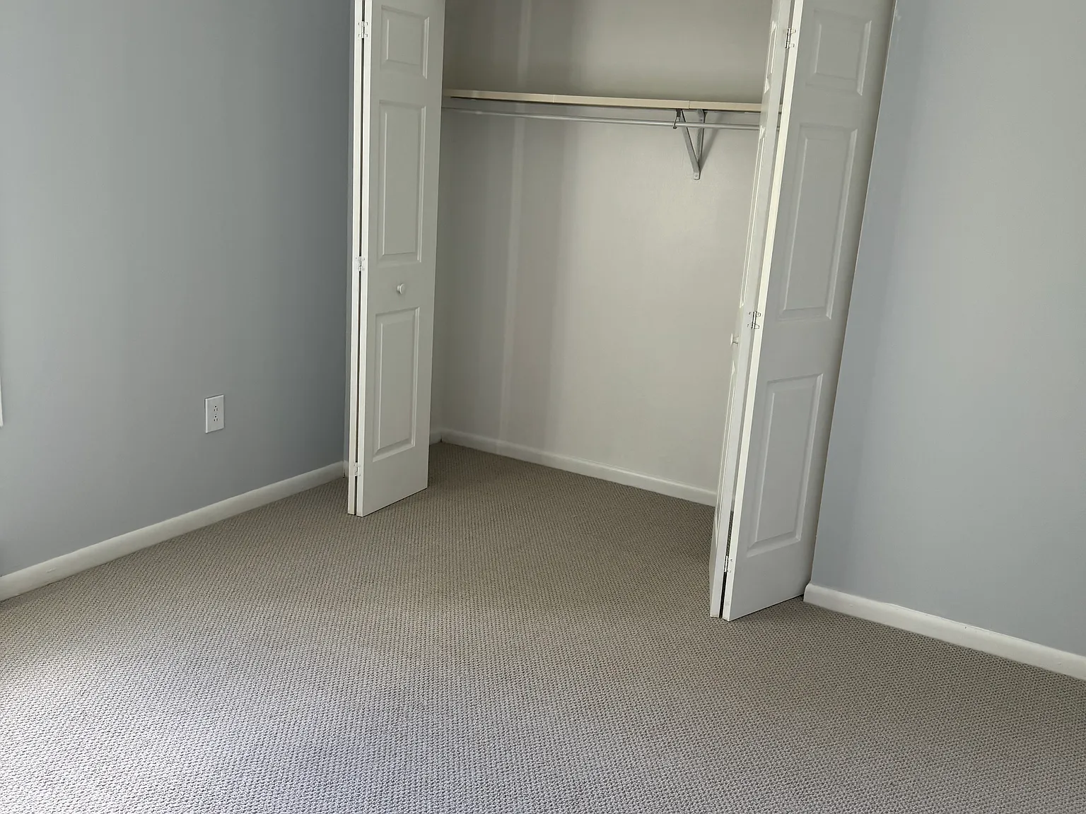 1 bed, 600 sqft, $1,100 — Photo 2
