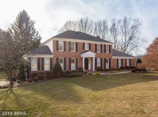 9735 Rolling Ridge Dr, Fairfax Station, VA 22039