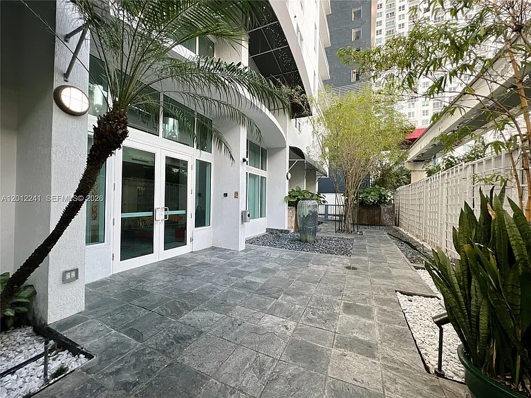 234 NE 3rd St #703 — Photo 3