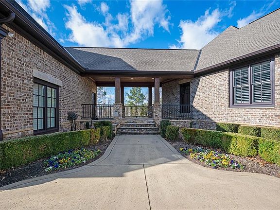 5th image of 105 Ansley Dr