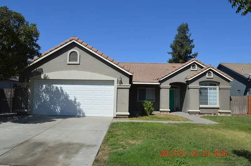 923 Woodland Dr