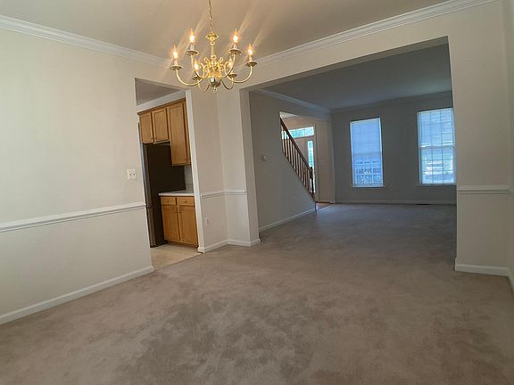 5th image of 8659 Wales Ct