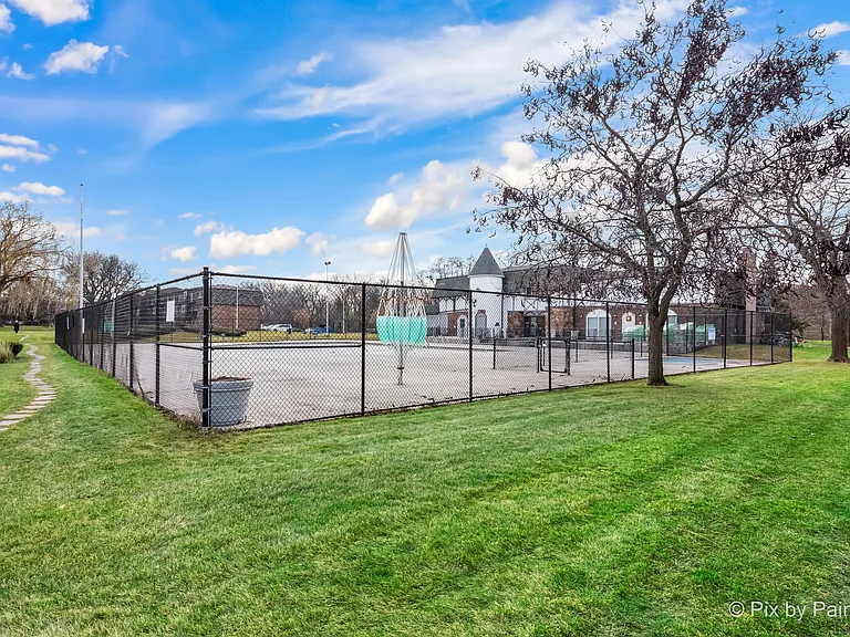 9407 Bay Colony Dr #2W — Photo 16