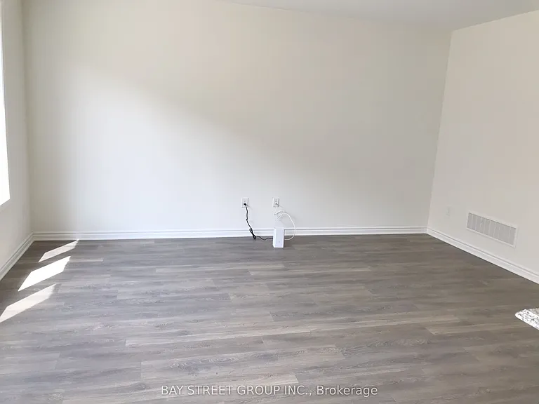 9 Ness Dr — Photo 5