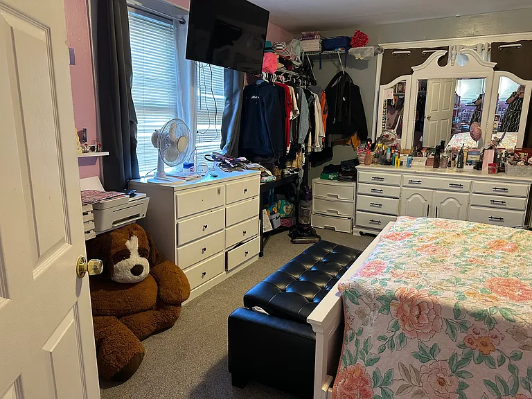 918 W Camplain Rd #1 — Photo 33