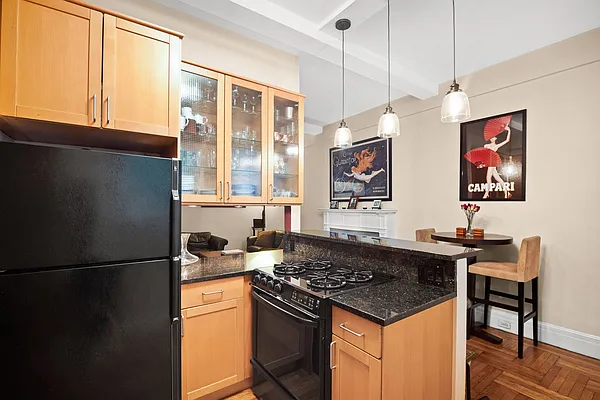 Sold by Sotheby's International Realty | media 4