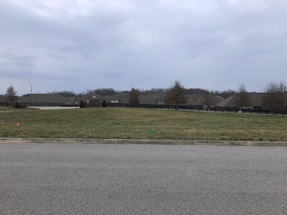 2nd image of 404 Doubletree Ct Lot 1