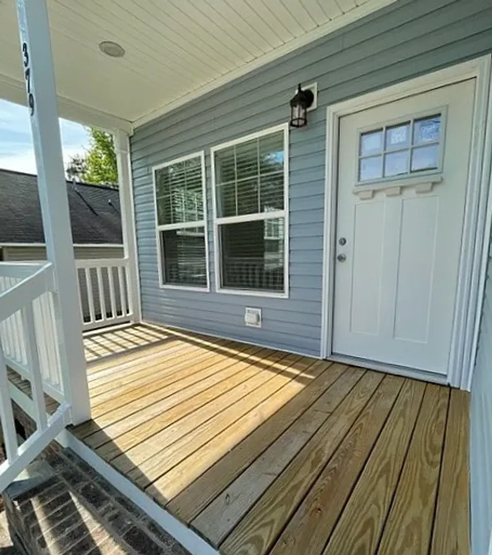 Coming Soon! 3 BR/2BA | Newly Renovated Single Family Home | Private Driveway Parking | In Rock H... — Photo 3