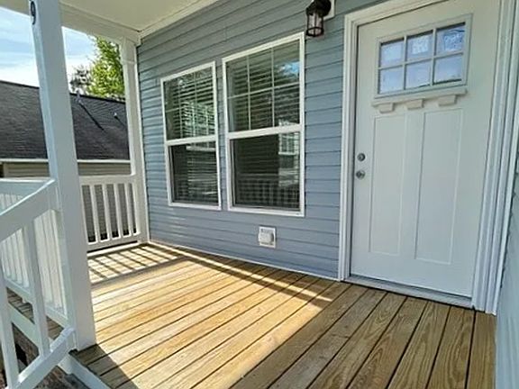 3rd image of 379 Blanche Cir