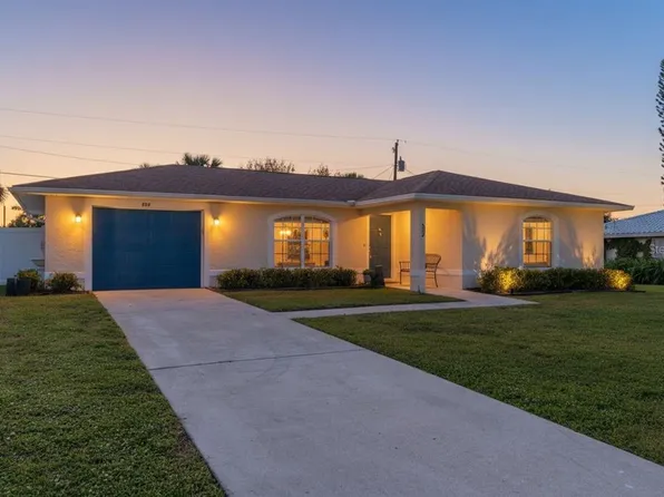 511 Porpoise Rd, Venice, FL 34293