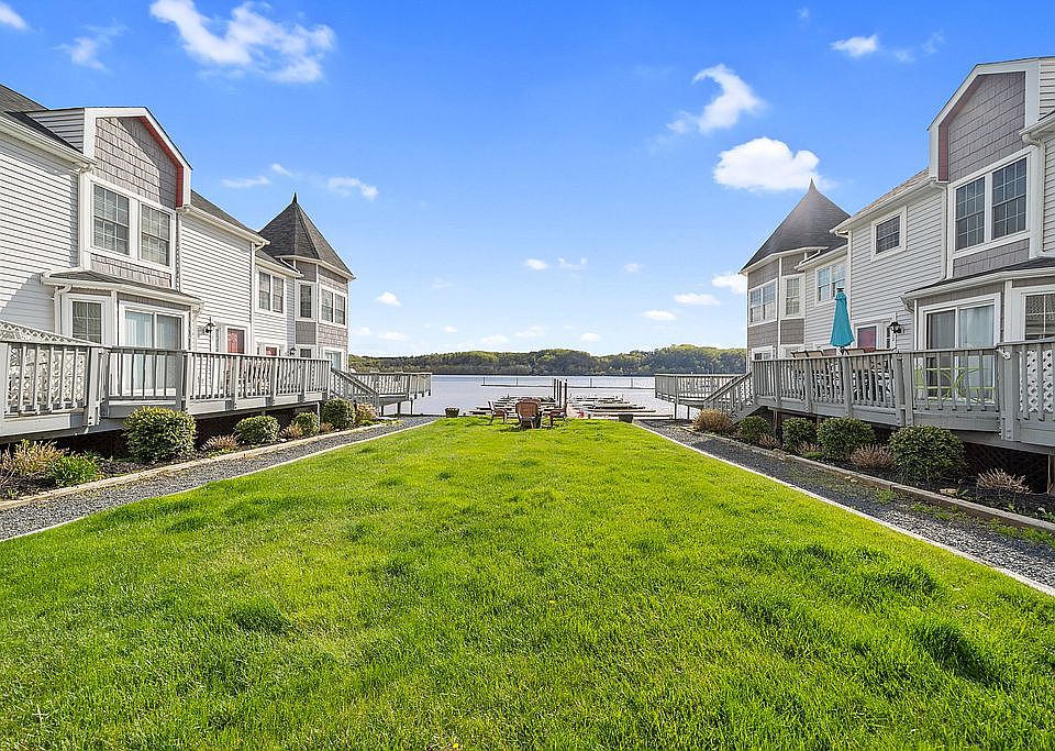 Welcome Home to 502 Rowland!