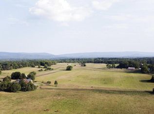 2117 Old Chapel Rd, Boyce, VA 22620