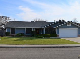 11109 Michele Ave, Bakersfield, CA 93312