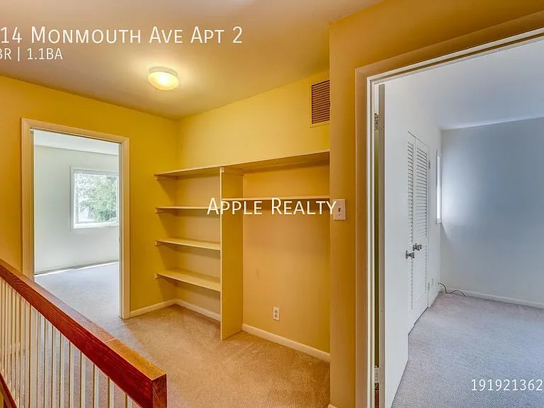 914 Monmouth Ave #2 — Photo 9