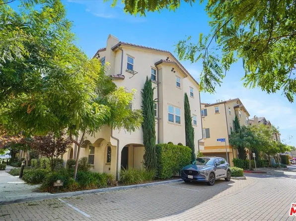 14111 W Spruce Ln, Van Nuys, CA 91405