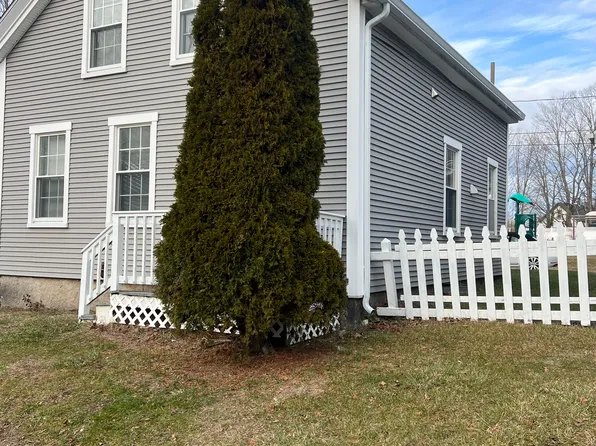 12 Mill St, North Berwick, ME 03906