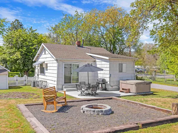 1047 Francis St, Clarkston, WA 99403