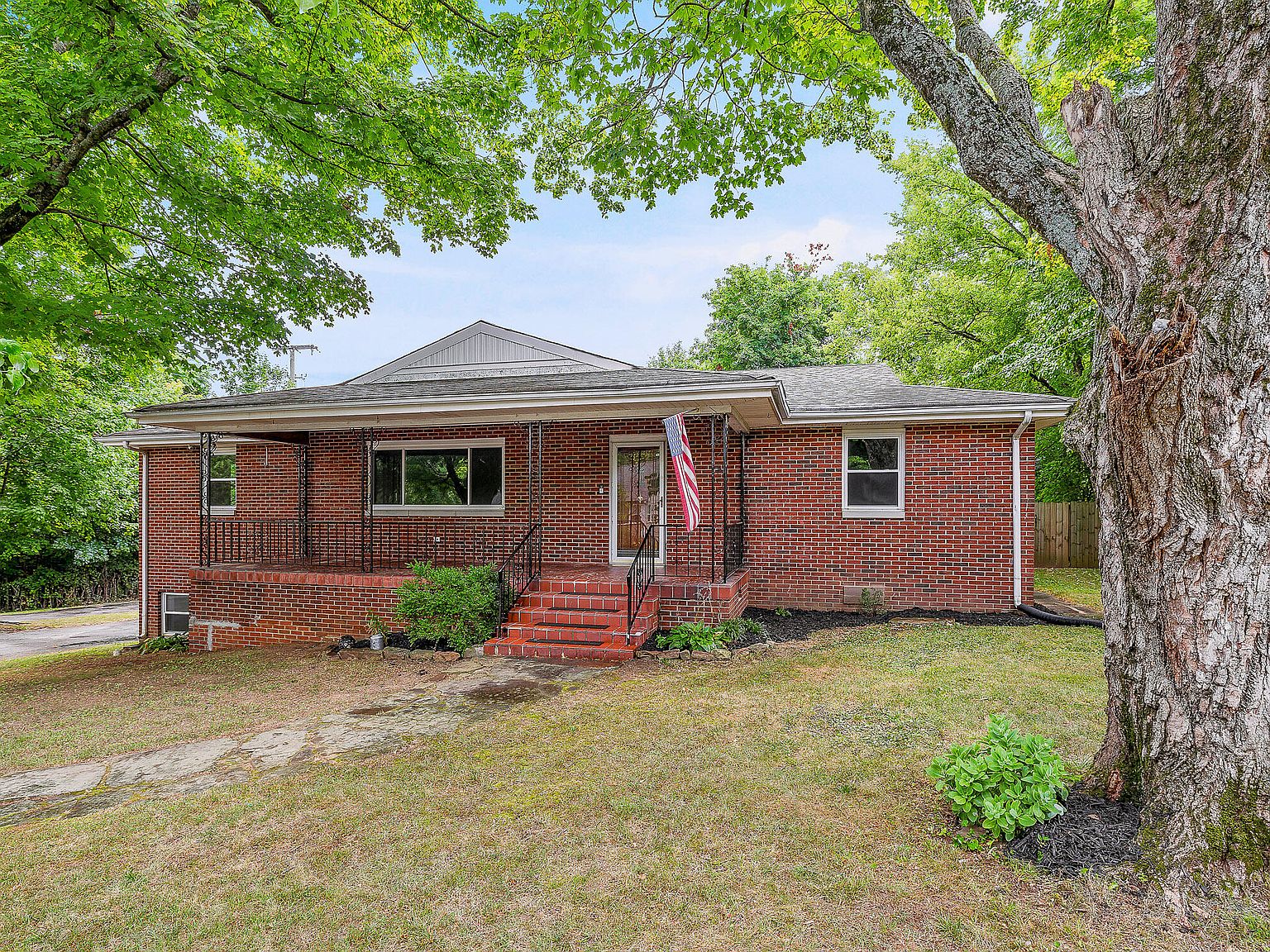 Chari　Amatera 3806 W Wisteria Cir, Sugar Land, TX 77479 | Zillow