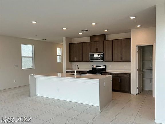 5th image of 8908 Juniper Knoll Ave